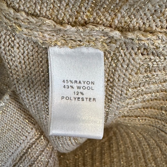 Womens St. John Cardigan. Size: S, Color: Gold/Sequin - Picture 6 of 6
